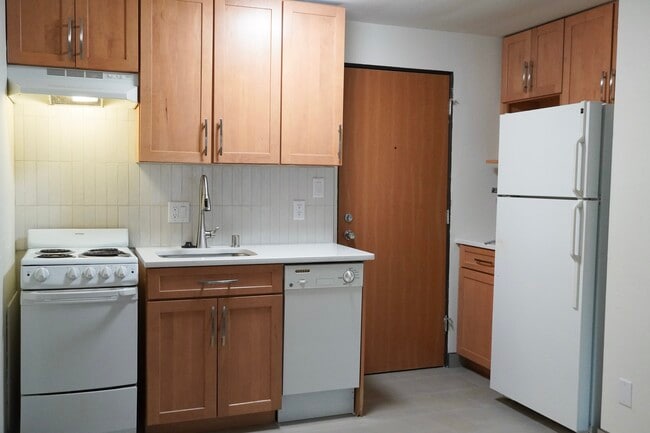 22 N Hancock St