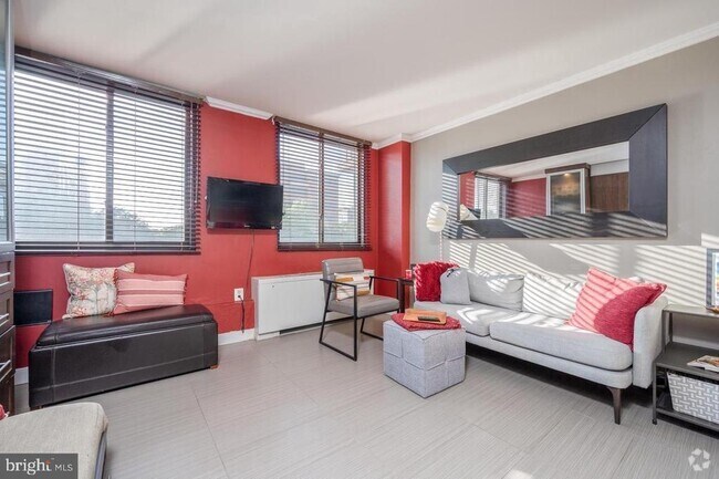 Building Photo - 801 N Pitt St Unit 420 Rental