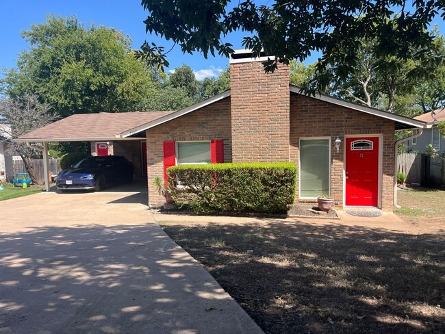 Building Photo - 7107 Dan-Jean Dr Unit B Rental
