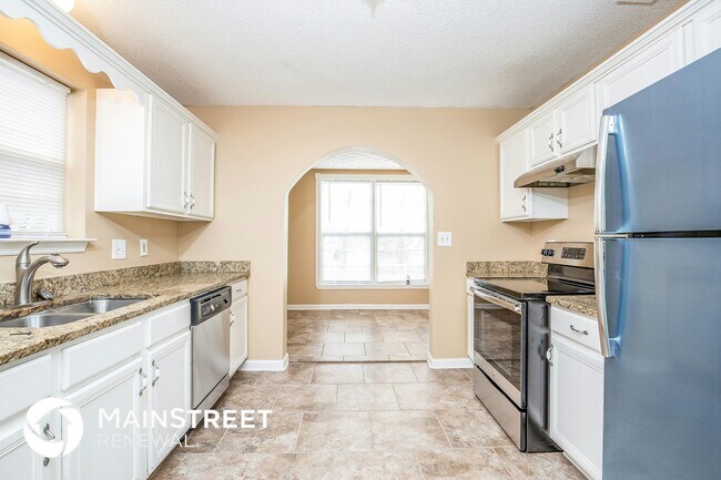 Photo - 403 Lake Forest Dr