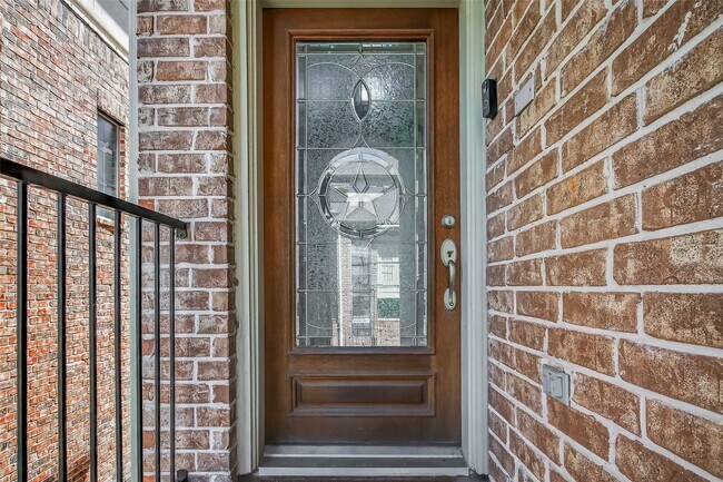 Photo - 7926 Stoneyway Dr