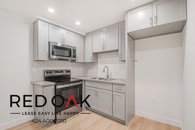 Photo - 6738 Independence Ave Unit A3