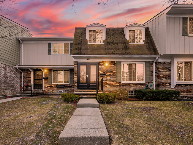 Front of the house - 2134 Wickham St Townhome