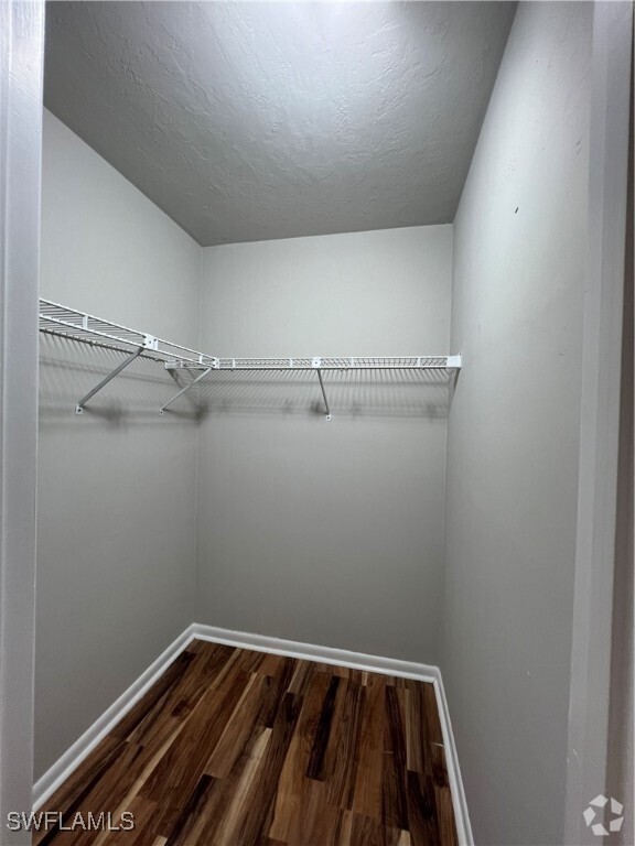 Building Photo - 14 Lorelei Ave Rental