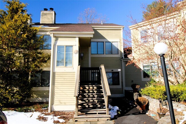 Building Photo - 87 Fox Run Rental