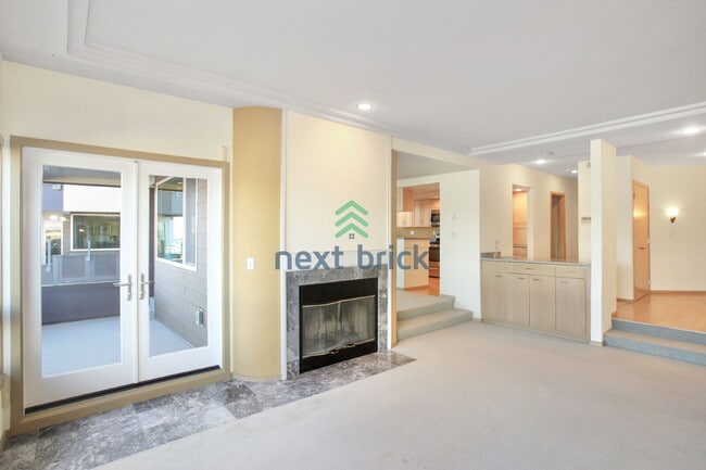 Photo - 2 BED & 2 BATH CONDO AVAILABLE FOR RENT Unit 303