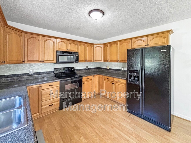 Photo - 125 Red Globe Ln
