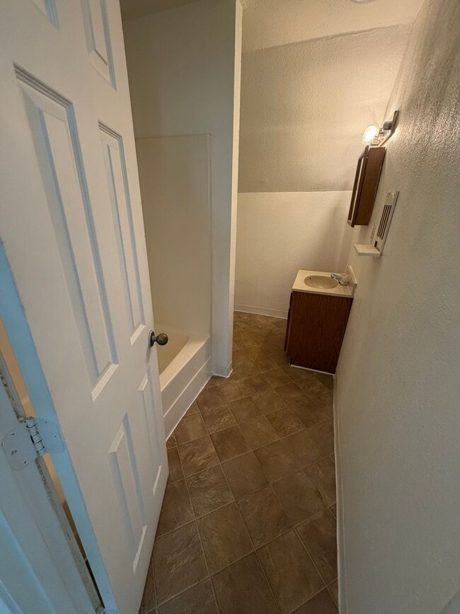 420 Cherry St Unit B