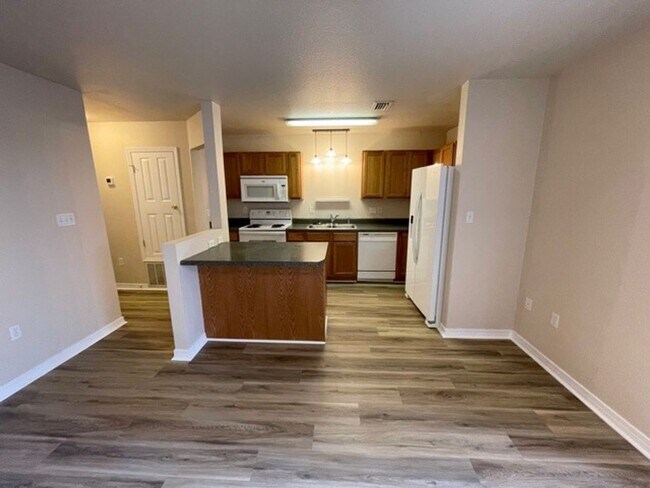 Photo - Nice 2 Bedroom/2.5 Bath/1 Car Garage End Unit Townhome For Rent!