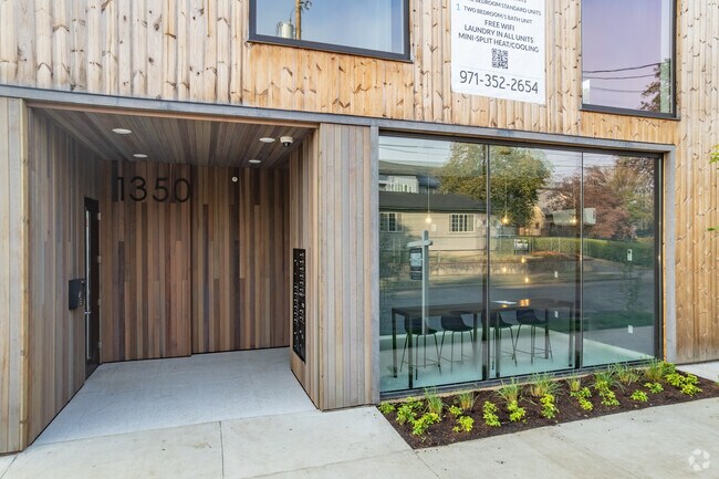 Photo - Watts Rowhouses