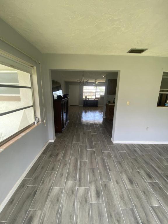 Photo - 48 S Lucille St