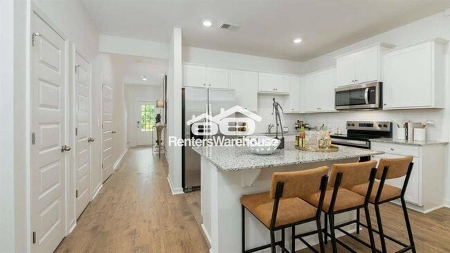 Photo - 1392 Grove Park Pl NW