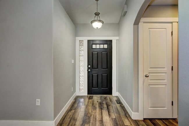 Photo - 2870 N High Desert Wy