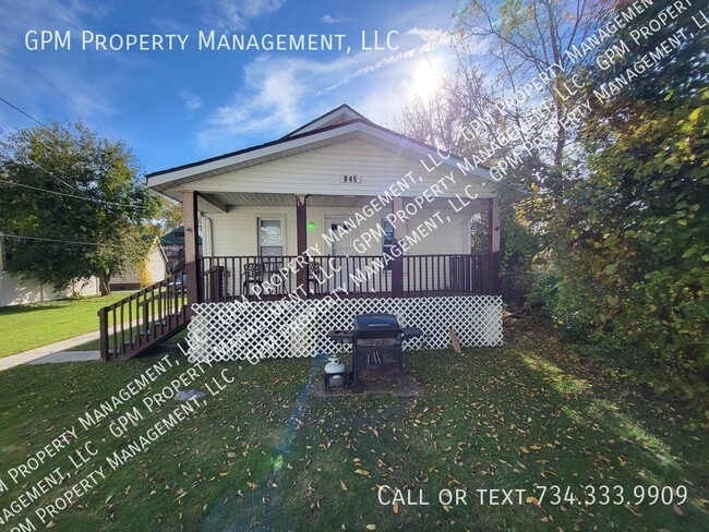 Wyandotte Rental! - Wyandotte Rental!