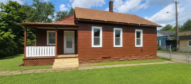 Photo - 3106 Otokar Ave