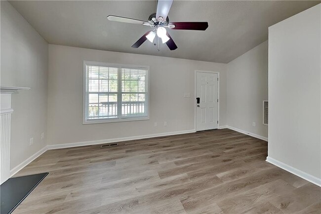 Photo - 217 Remington Ct