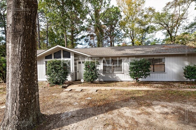 Photo - Exquisite 3 Bed 2 Bath Home in Daphne