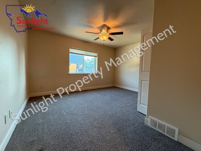 Modern 2 Bed, 2 Bath Duplex in Laurel – Spacious & Stylish!