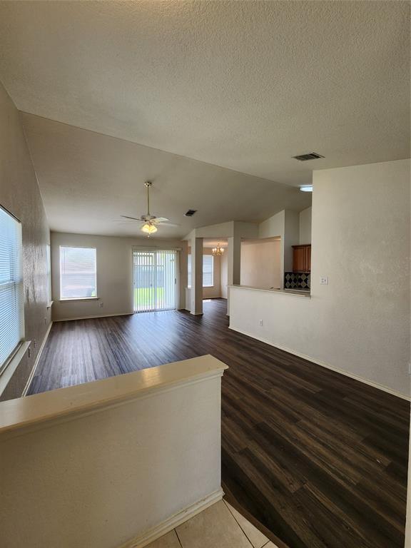 Photo - 111 Prairie Springs Cove