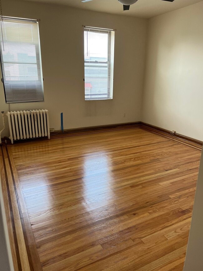 Building Photo - 426 78th St Unit 33