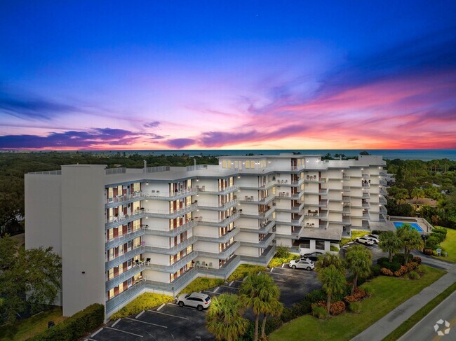 Building Photo - 935 E Causeway Blvd Unit 406 Rental