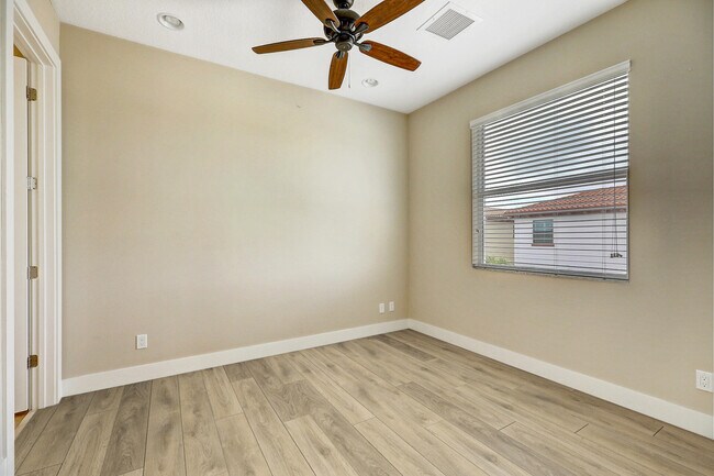 Photo - 6044 Curie Pl