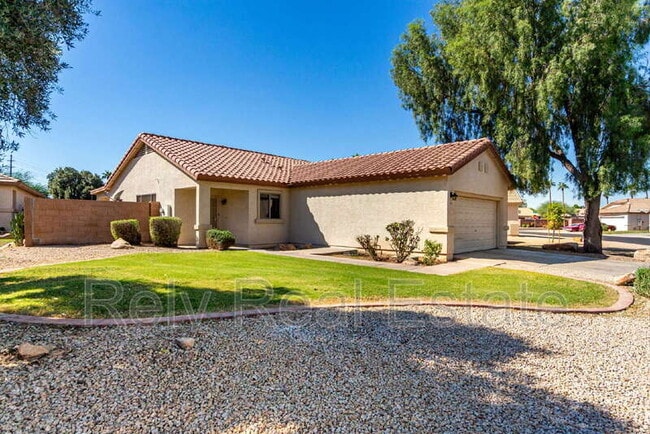 Photo - 11187 W Almeria Rd