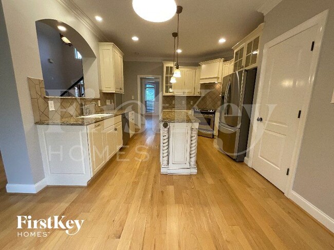 Photo - 1088 Feldspar Ln