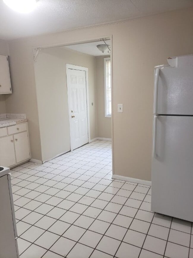 Photo - Three Bedroom Ranch in Park Circle