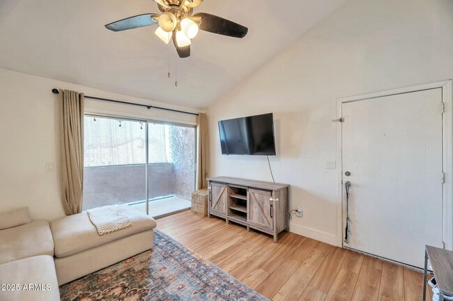 Photo - 623 W Guadalupe Rd Unit 213