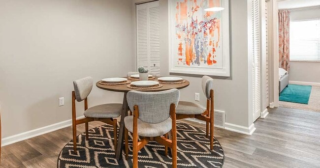 The Reserve at 77 Apartment Homes