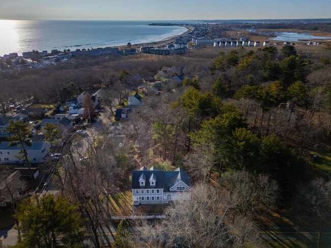 Photo - 156 N Shore Rd