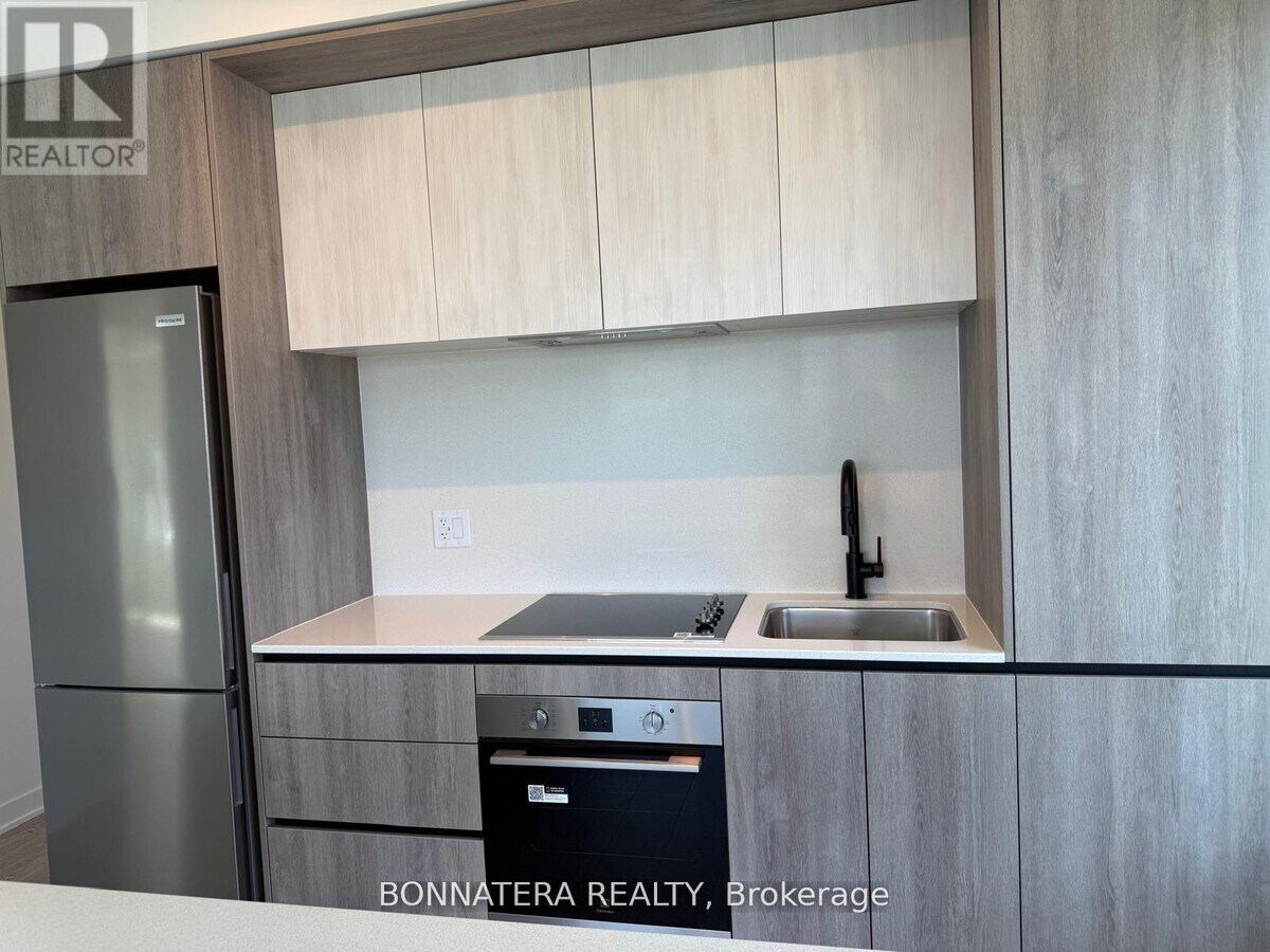 Photo - 2495 Eglinton Ave W Unit 904