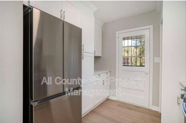 Photo - 2776 Belleau Ln SE