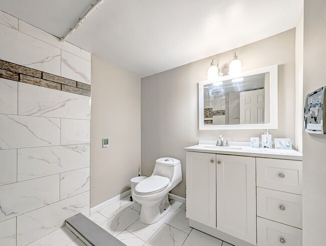 Photo - 8616 Hickory Ave Unit -