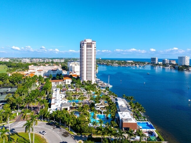 Building Photo - 800 E Camino Real Unit 309