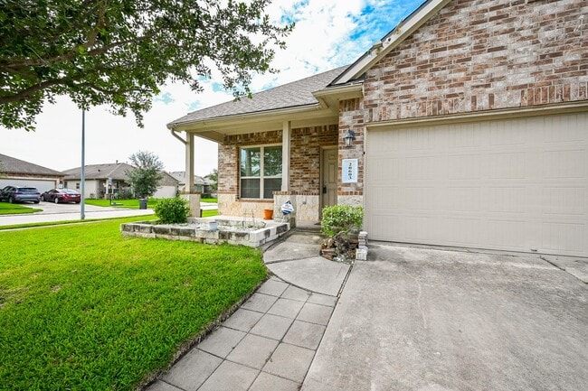 Photo - 20603 Flintoff Ln