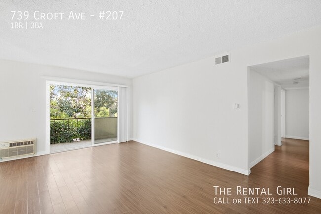 739 Croft Ave Unit 207