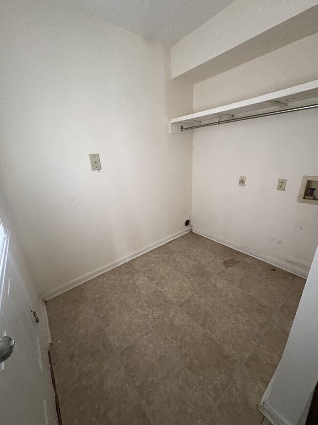 Photo - 1469 Green St