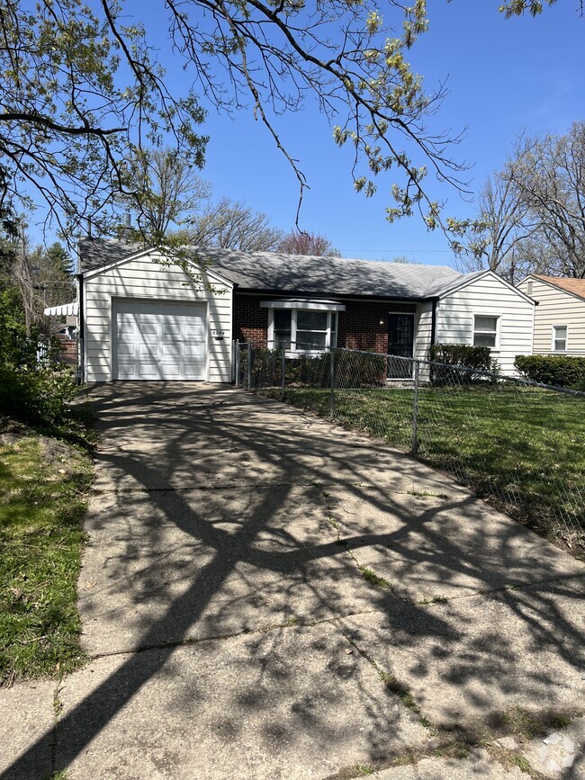 Building Photo - 6244 Raleigh Dr Rental