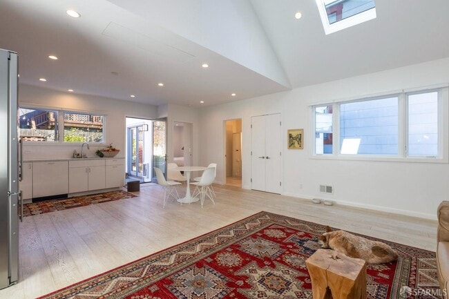 Photo - 449 Gates St