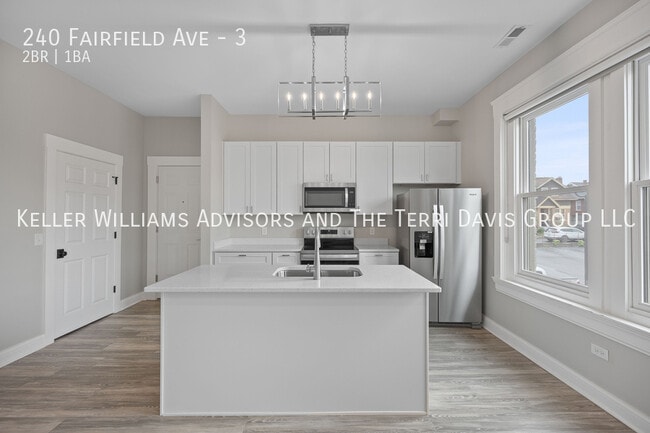 Photo - 240 Fairfield Ave Unidad 3