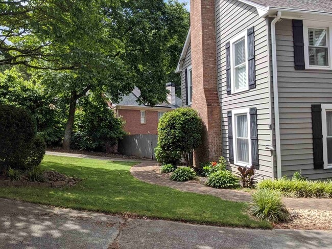 Photo - 1116 Santa Fe Station