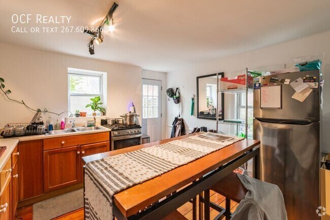 Building Photo - 1221 Marlborough St Rental