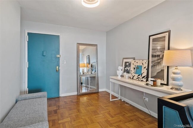 Photo - 2835 Webb Ave Unit 9D