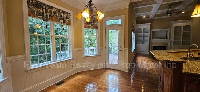 Photo - 6926 Linkside Ct