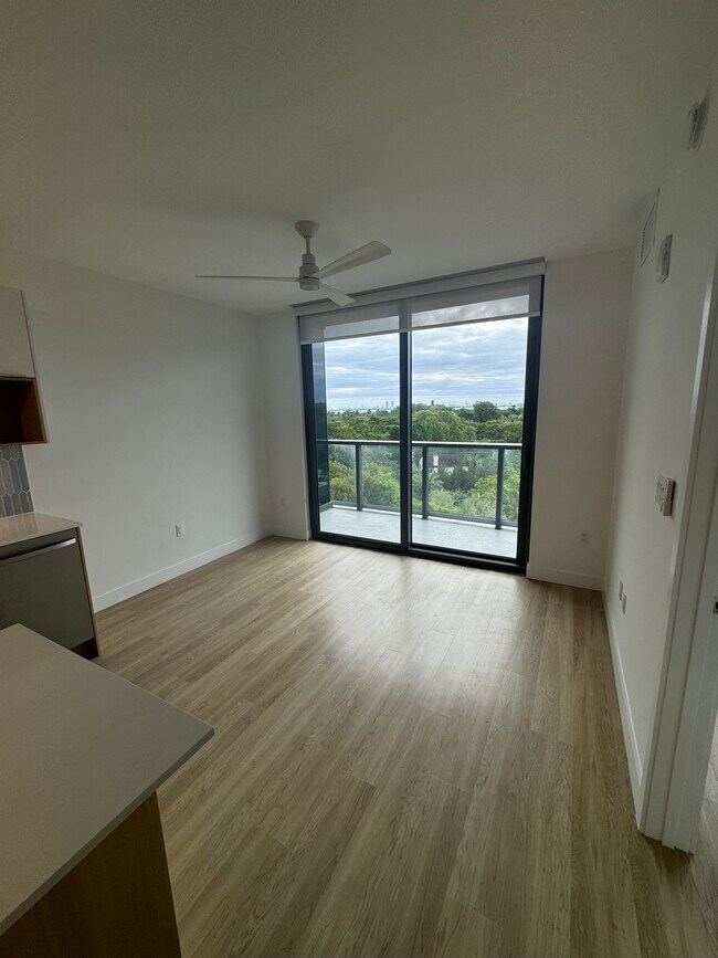 Photo - 136 NE 43rd St Unit A34