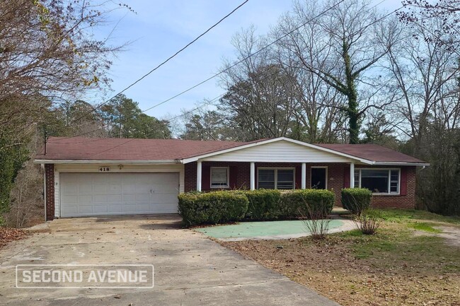 Building Photo - 418 Skyway Dr