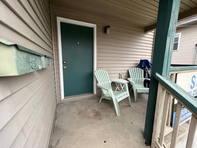 Photo - 712 McLane Ave Unit 712 B