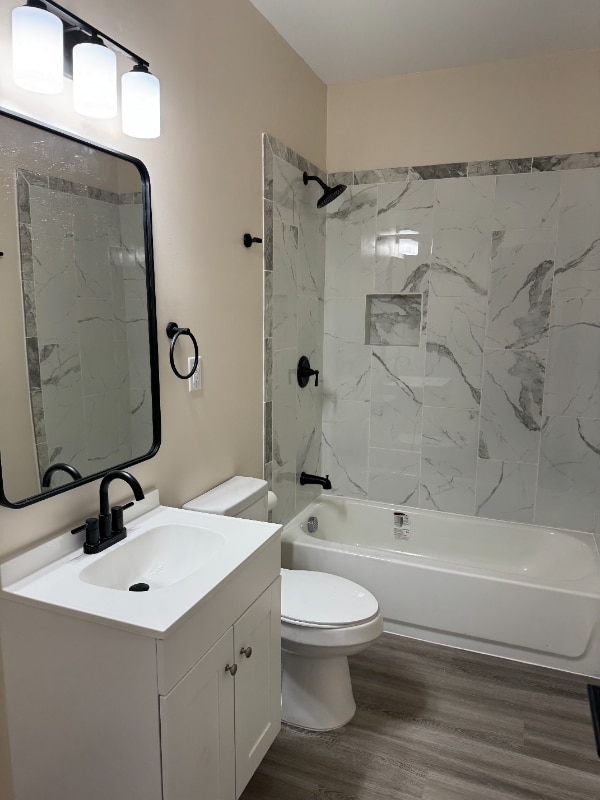 Photo - 736 Lincoln St S Unit 736